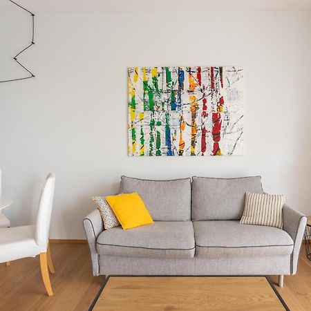 Suite 51 Appartamento Con Terrazzo A 50 Mt Dal Lago - Private Parking (Adults Only) Арона Экстерьер фото