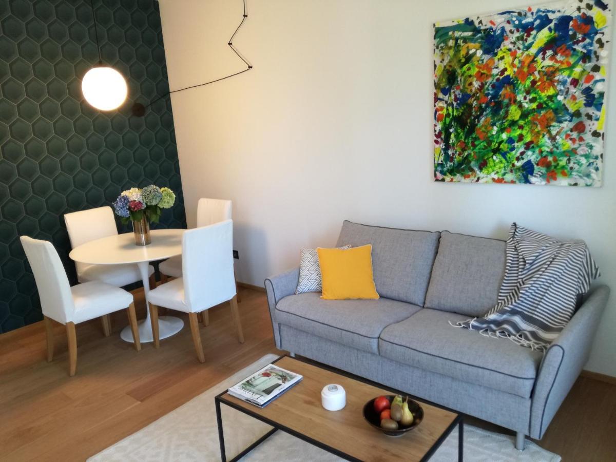 Suite 51 Appartamento Con Terrazzo A 50 Mt Dal Lago - Private Parking (Adults Only) Арона Экстерьер фото