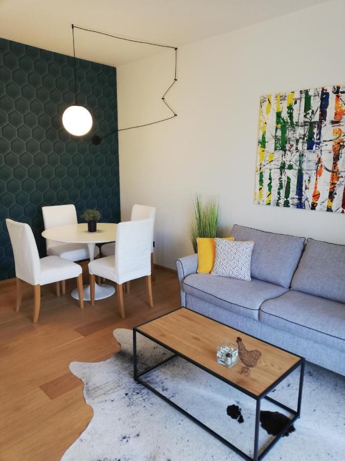 Suite 51 Appartamento Con Terrazzo A 50 Mt Dal Lago - Private Parking (Adults Only) Арона Экстерьер фото