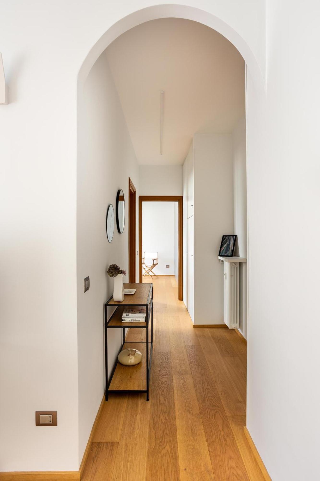 Suite 51 Appartamento Con Terrazzo A 50 Mt Dal Lago - Private Parking (Adults Only) Арона Экстерьер фото
