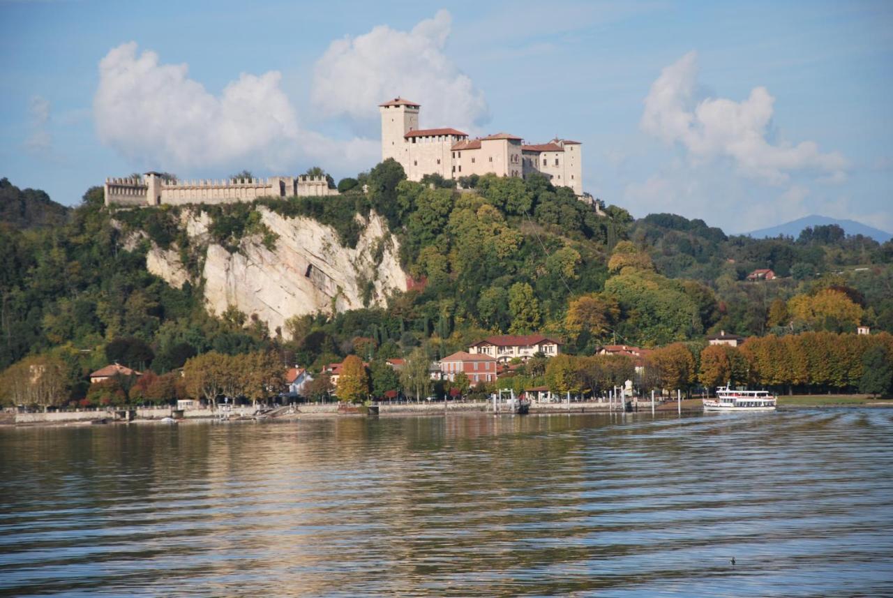 Suite 51 Appartamento Con Terrazzo A 50 Mt Dal Lago - Private Parking (Adults Only) Арона Экстерьер фото